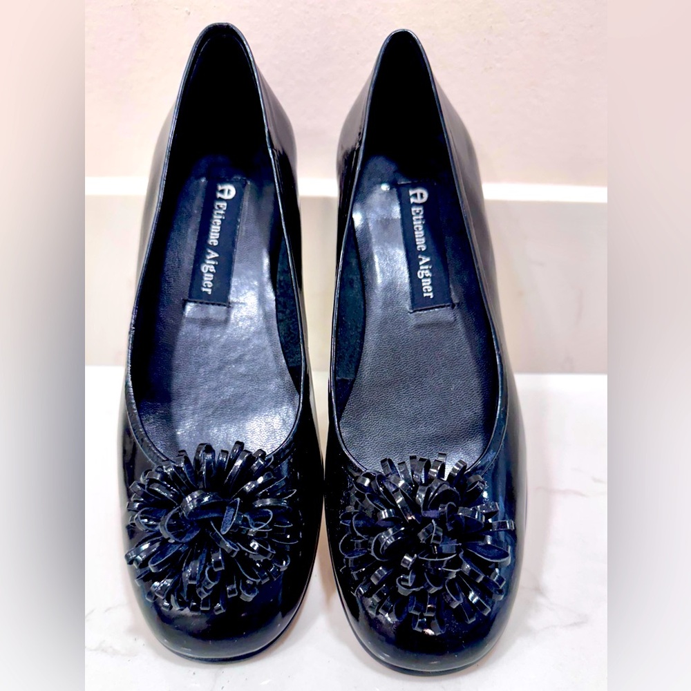 Gorgeous ! Etienne Aigner patent flats with fun Pom Pom detailing.